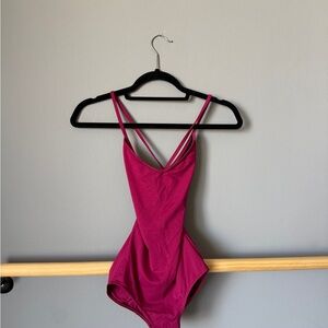 Berry pink ballet Rosa leotard